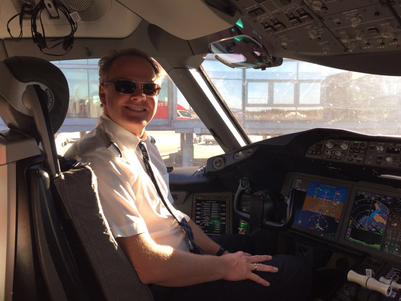 El piloto Harold van Dam. Norwegian